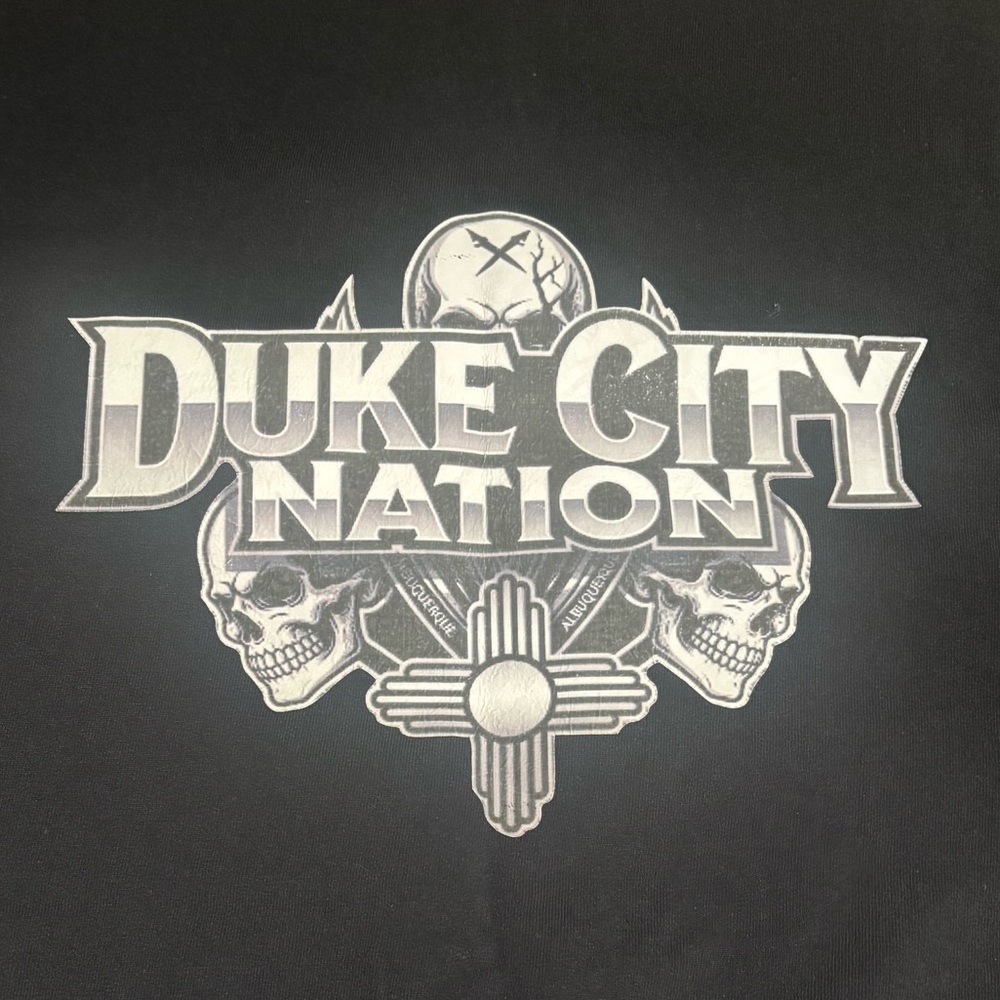Unique, one of a kind R8R shirt! 🖤🏴‍☠️⚔️☠️ - Picture 3 of 3